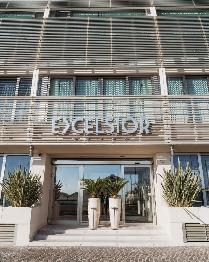 Excelsior Hotel, Spa & Lido 페자로 외부 사진