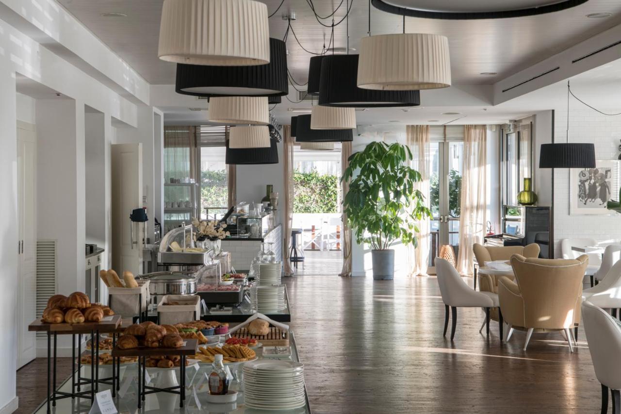 Excelsior Hotel, Spa & Lido 페자로 외부 사진