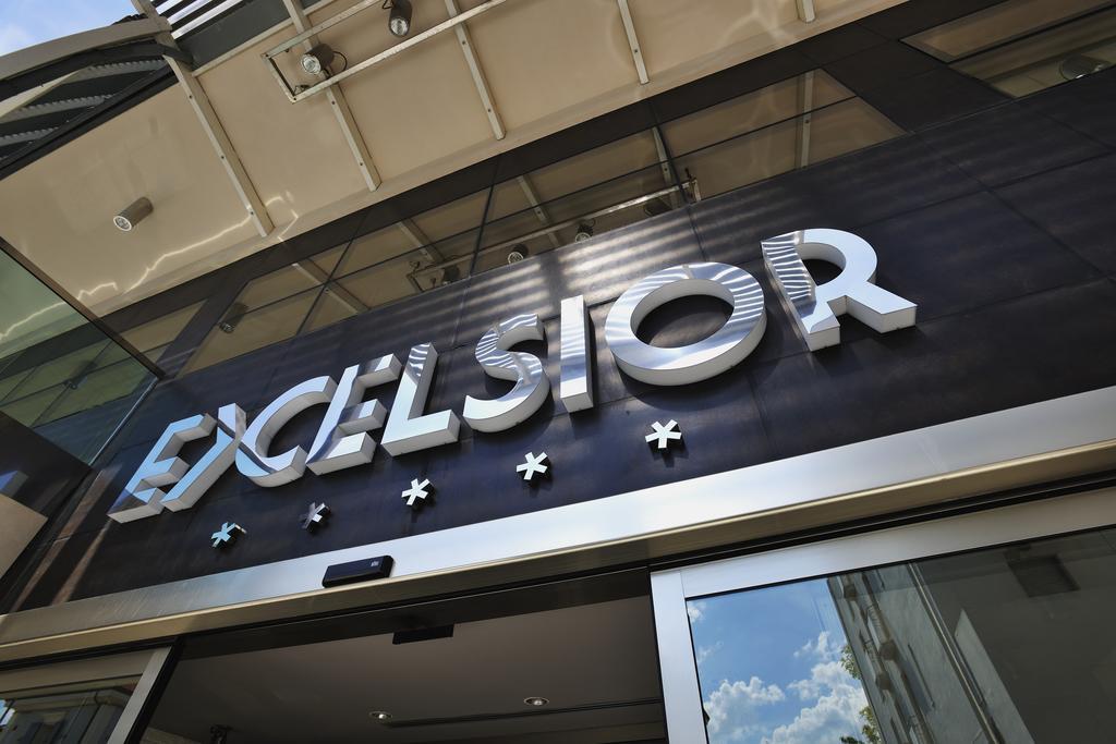 Excelsior Hotel, Spa & Lido 페자로 외부 사진