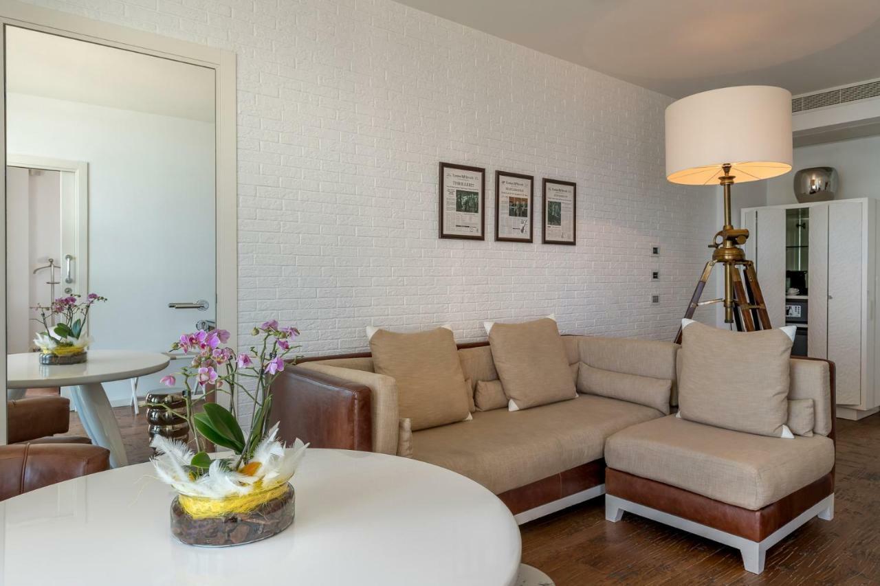 Excelsior Hotel, Spa & Lido 페자로 외부 사진
