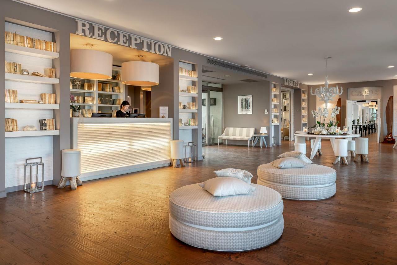 Excelsior Hotel, Spa & Lido 페자로 외부 사진
